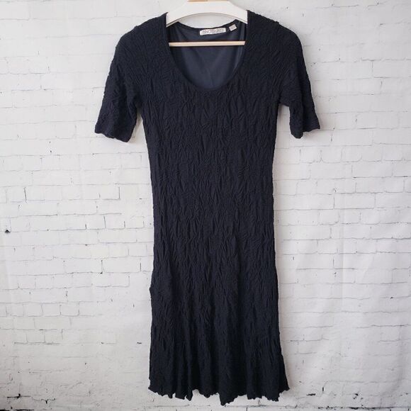 Snoskins Black Slinky Stretch Dress Size S Witchy Core Lined Texture Half Sleeve - Picture 1 of 9
